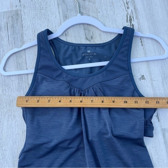 Athleta Shirt Size Small Womens Gel Mesh Supercharged Tank Top with built in bra - Picture 6 of 11